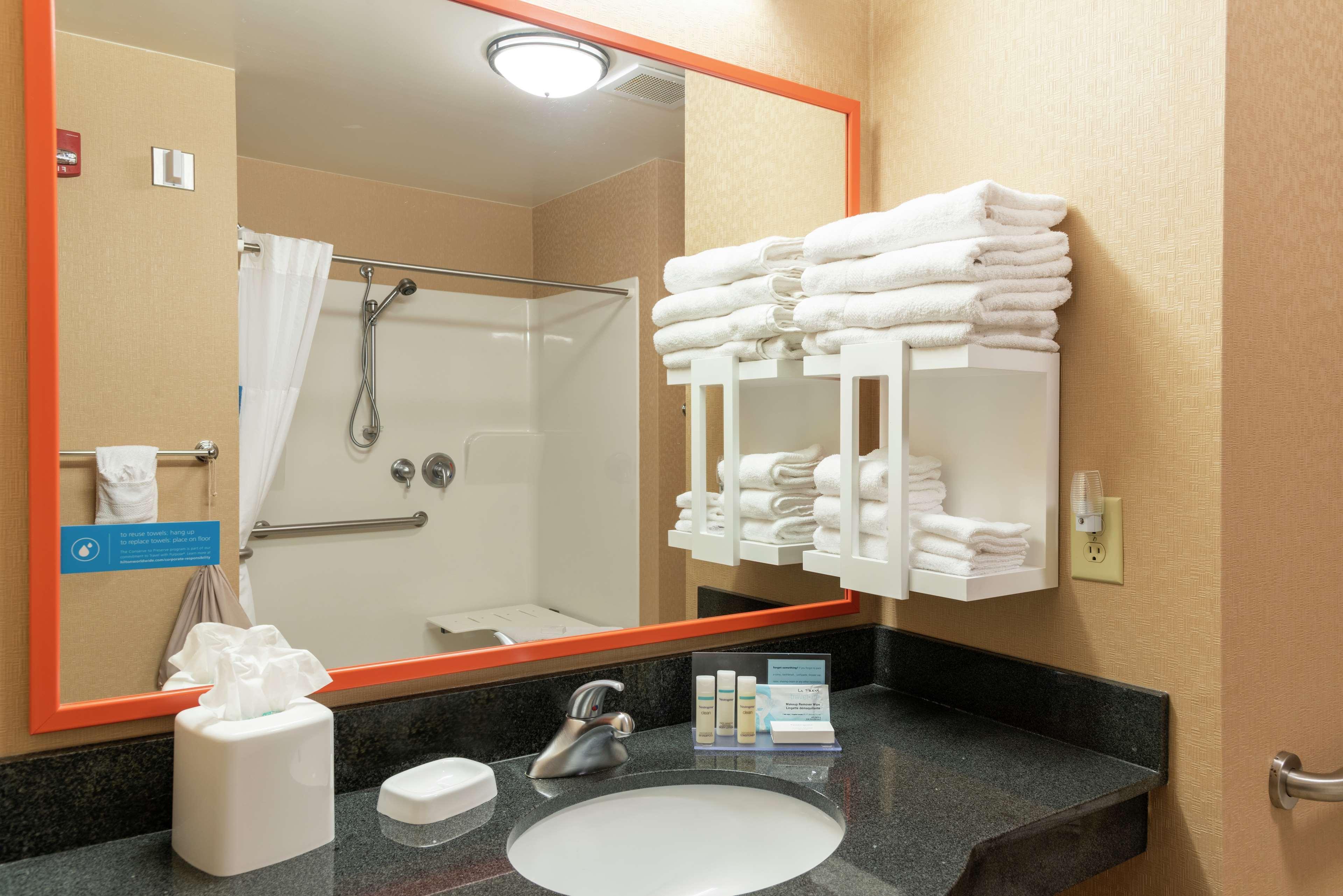 Hampton Inn & Suites Marshalltown Ngoại thất bức ảnh
