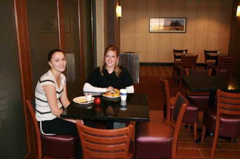 Hampton Inn & Suites Marshalltown Nhà hàng bức ảnh